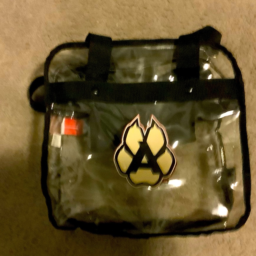 Arizona Coyotes Ultimate Fan Package ! Clear Stadium Bag, Water Bottle, Look 👀